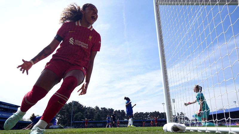 imported-skynews-olivia-smith-football_6967000.jpg