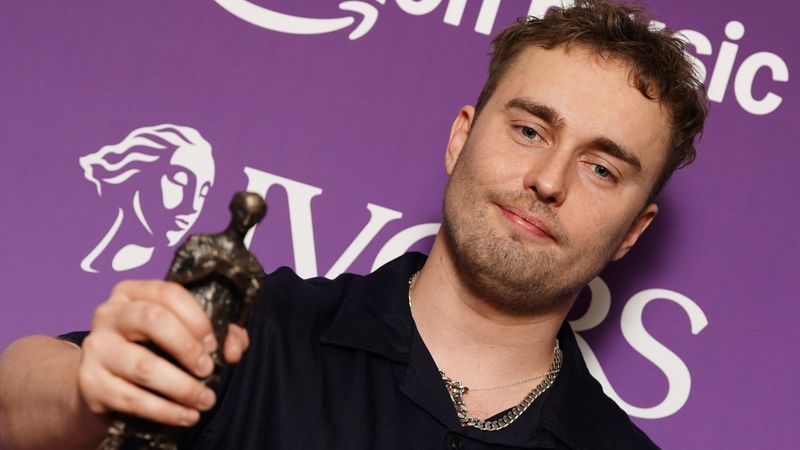 imported-skynews-sam-fender-ivors-ivor-novello-awards_7255137.jpg