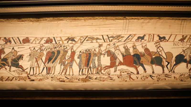 imported-skynews-bayeux-tapestry-british-museum_7294333.jpg