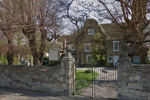 imported-0_SM_TMS180320hiddencambridge_09.jpg
