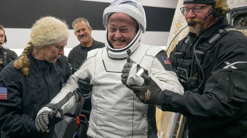 imported-skynews-mike-fincke-nasa-astronaut_7175587.jpg