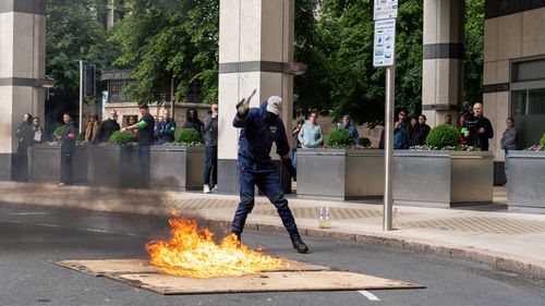 imported-skynews-fire-london_7267589.jpg