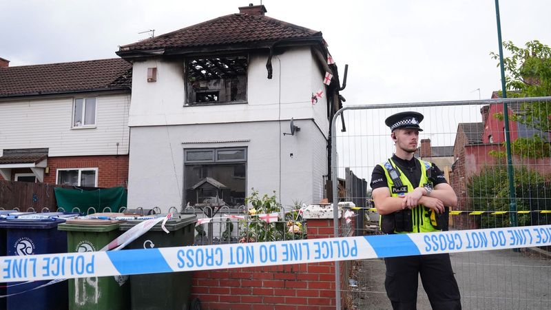 imported-skynews-middlesbrough-fire_7333222.jpg