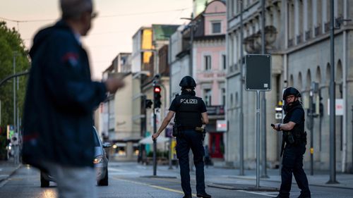 imported-skynews-police-switzerland_7335407.jpg