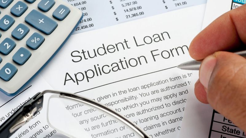 imported-skynews-student-loans-generic_7189227.jpg