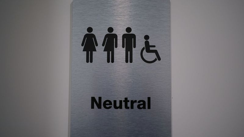 imported-skynews-gender-neutral-toilets_6546239.jpg