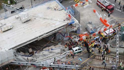 imported-skynews-south-korea-seoul-overpass_7258864.jpg