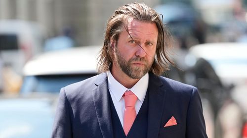 imported-skynews-carl-rinsch-director_7286323.jpg