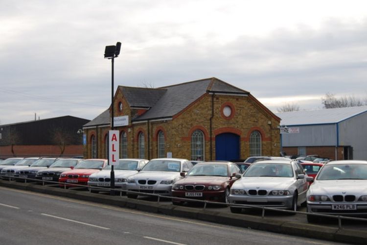 imported-Car_Dealership,_Branbridge_Industrial_Estate,_East_Peckham_-_geograph.org.uk_-_1159115-c962c3.jpg