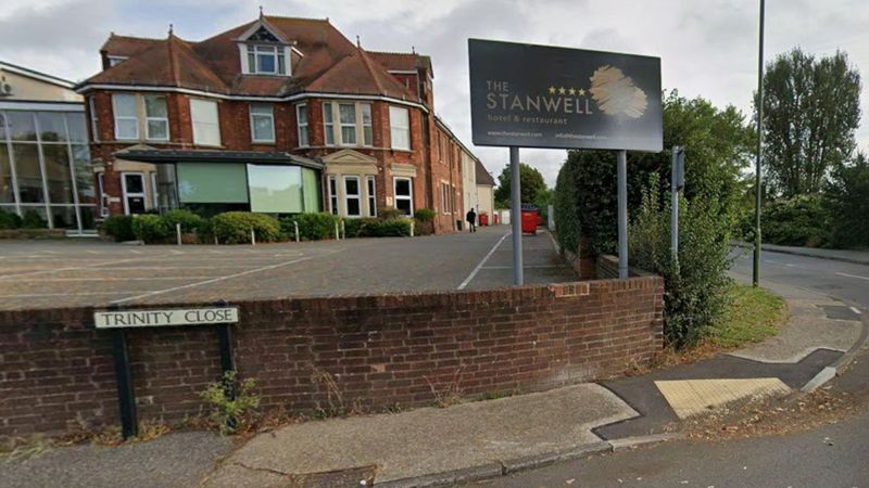 imported-skynews-stanwell-hotel-stabbing_7322909.jpg