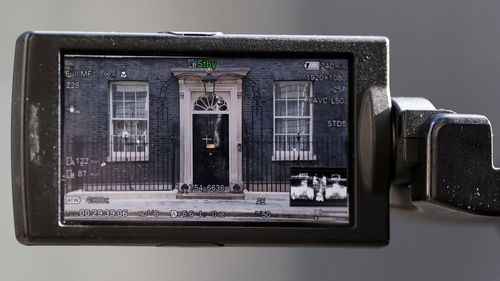 imported-skynews-downing-street-viewfinder_7248333.jpg