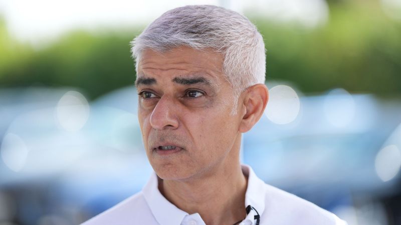 imported-skynews-sadiq-khan_7339684.jpg