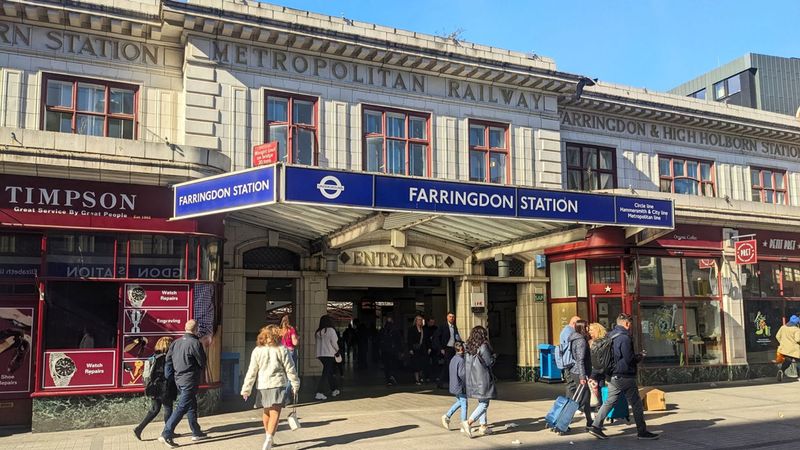imported-skynews-farringdon-railway_7234974.jpg