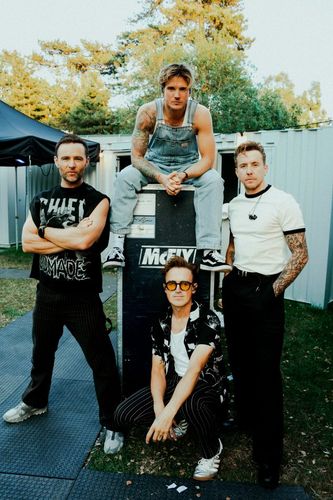 imported-McFLY-2027-1-683x1024.jpeg