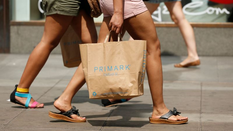 imported-skynews-primark-oxford-street_6973127.jpg