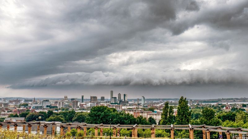 imported-skynews-storm-clouds-liverpool_7325602.jpg