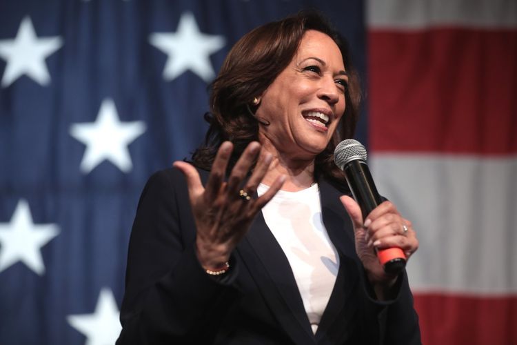 imported-Kamala_Harris_(48571501617)-78f9b7.jpg