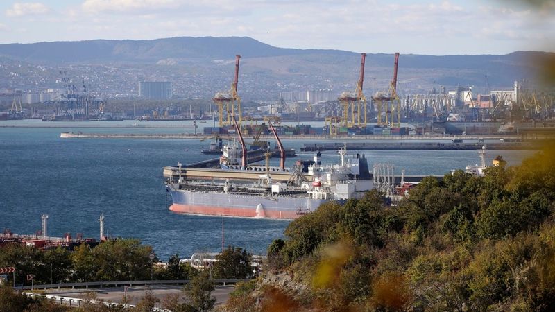 imported-skynews-russian-oil-tanker_6981429.jpg