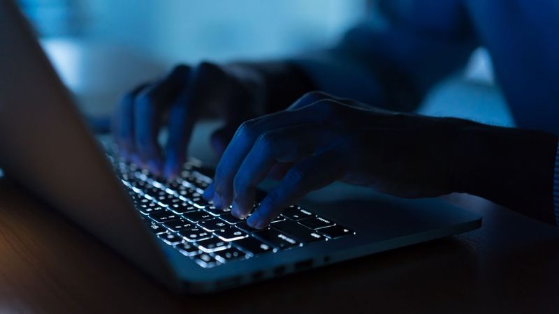 imported-skynews-hacker-us-hacking_5104463.jpg