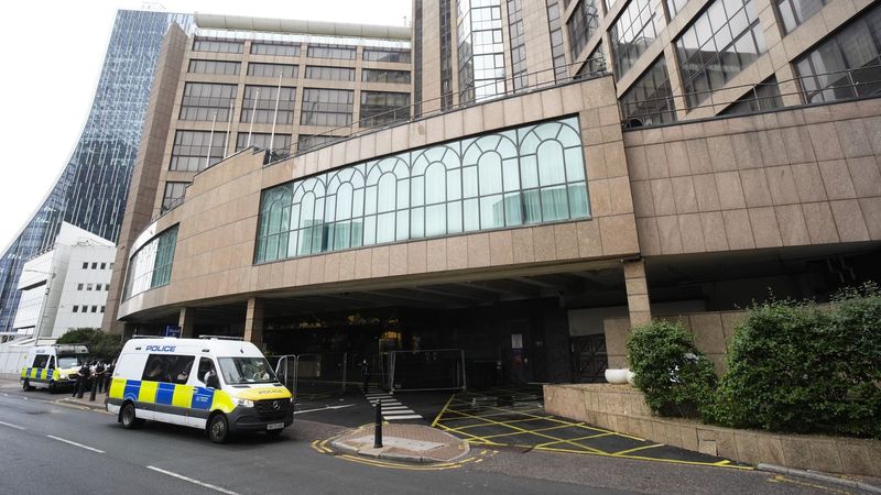 imported-skynews-canary-wharf-hotel_6991309.jpg