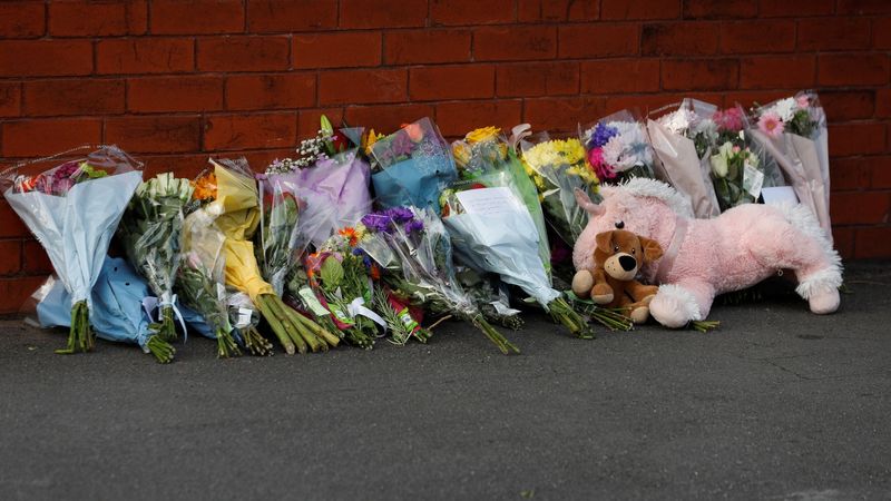 imported-skynews-flowers-southport_7064981.jpg
