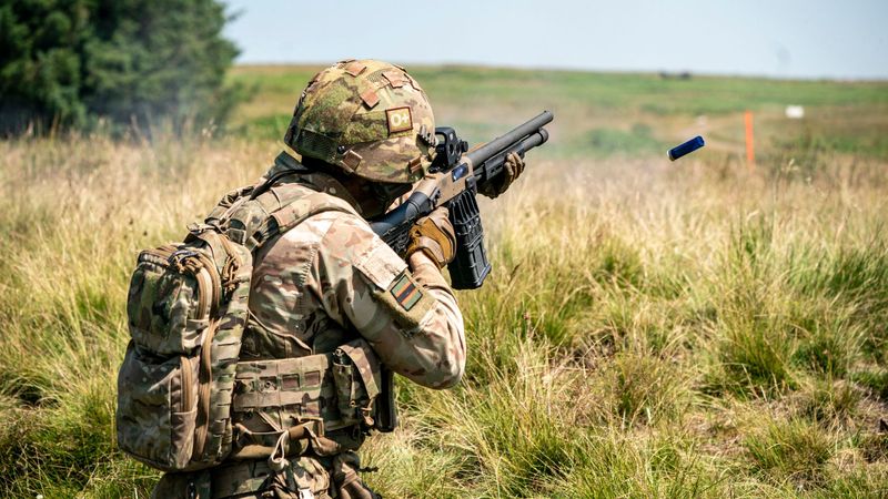 imported-skynews-soldier-uk_7297589.jpg