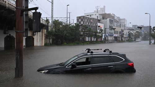 imported-skynews-dujuan-typhoon-japan_7357711.jpg