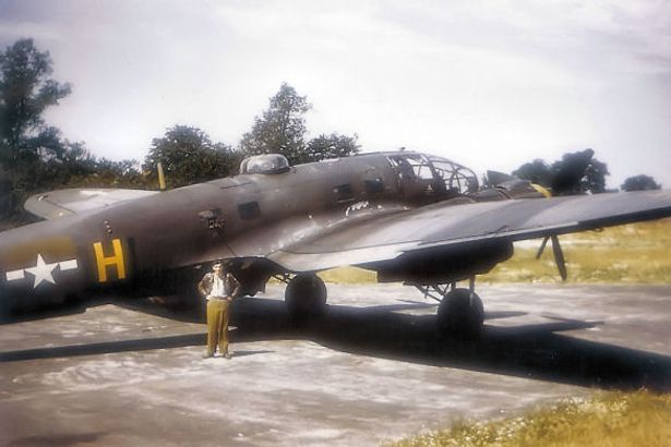 imported-1_Heinkel_He_111H_captured_at_Boxted_UK_June_1945.jpg