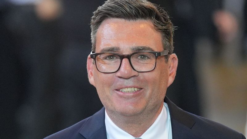 imported-skynews-andy-burnham-money_7281488.jpg